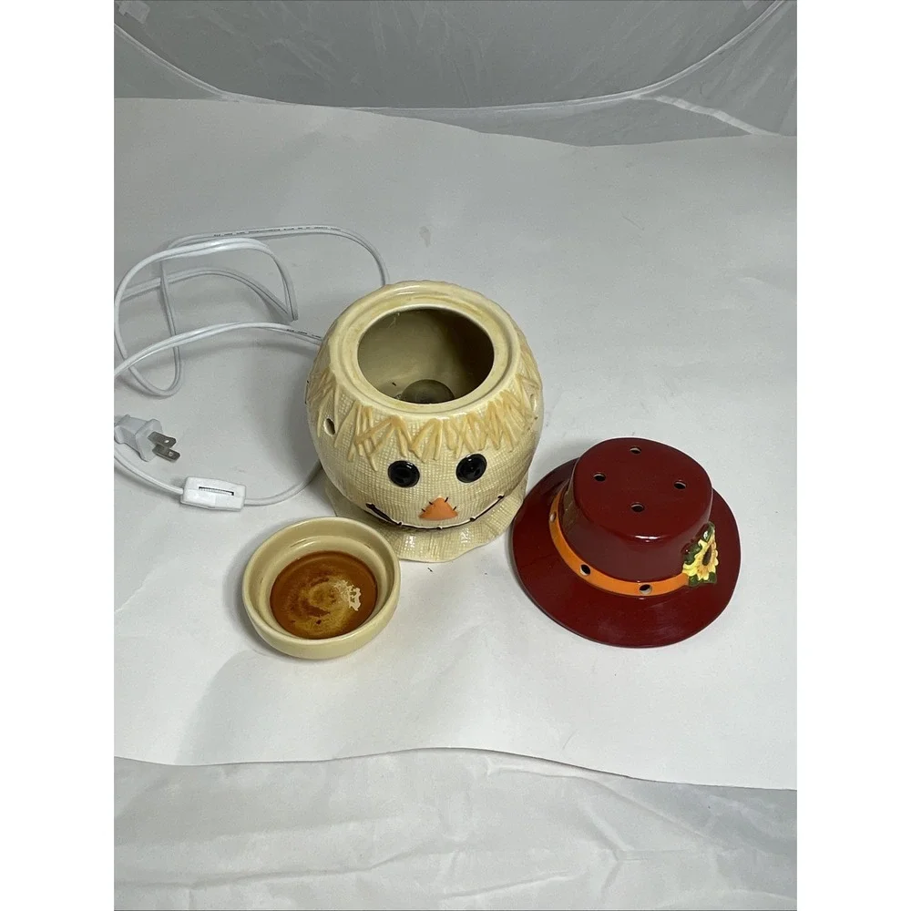 Scentsy Scarecrow Premium Warmer Full Size Retired Fall‎ Halloween Thanksgiving